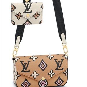 Louis Vuitton Felicie Pochette Wild At Heart Collection